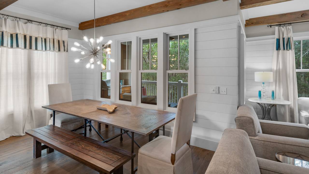 Ocean Park 2nd Floor Main Living Area and Kitchen Ocean Park 2nd Floor Main Living Area and Kitchen