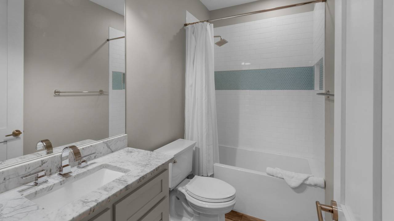 Ocean Park Hallway Bathroom Ocean Park Hallway Bathroom