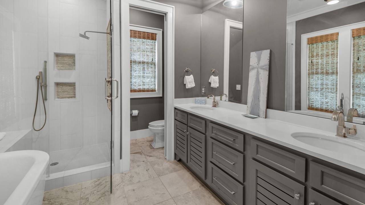 Sea Echo 3rd Floor Private Bathroom Sea Echo 3rd Floor Private Bathroom