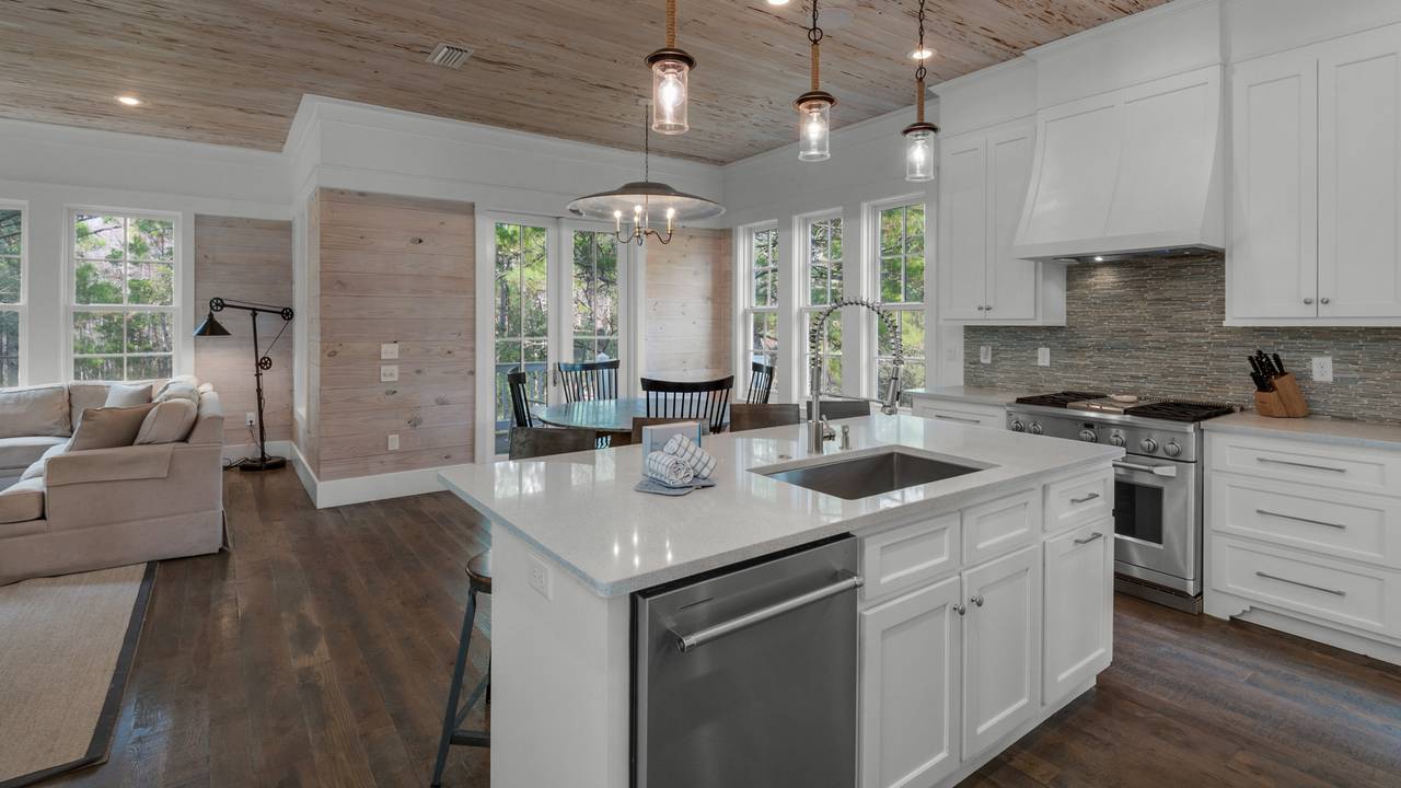 Sea Echo 2nd Floor Main Living Area and Kitchen Sea Echo 2nd Floor Main Living Area and Kitchen