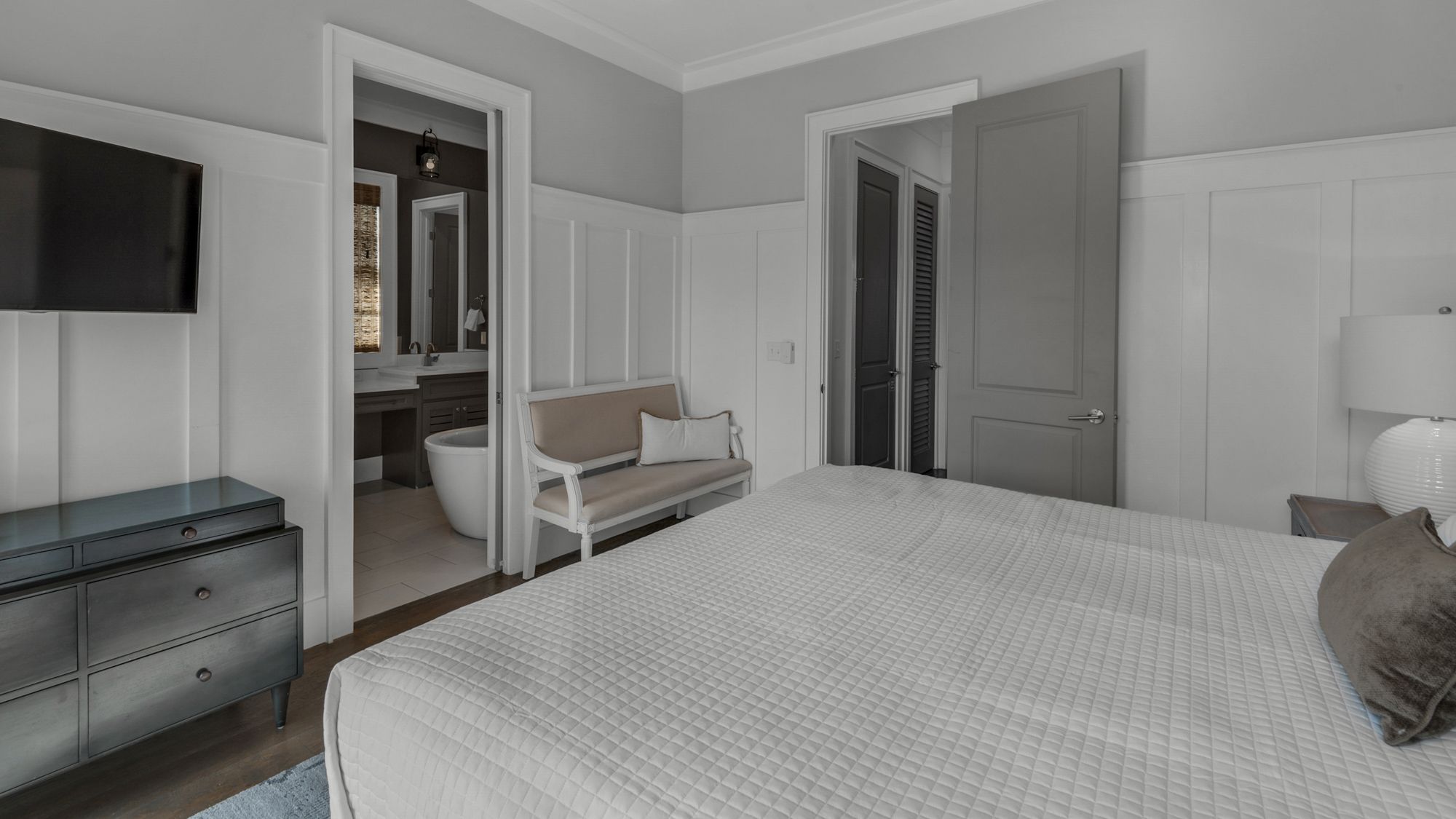 Sea Echo 2nd Floor King Bedroom