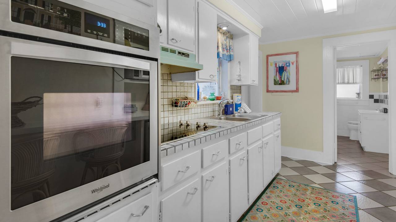 Made in the Shade Kitchen Made in the Shade Kitchen