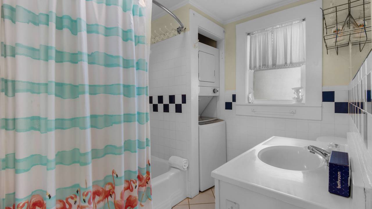 Made in the Shade Bathroom Made in the Shade Bathroom