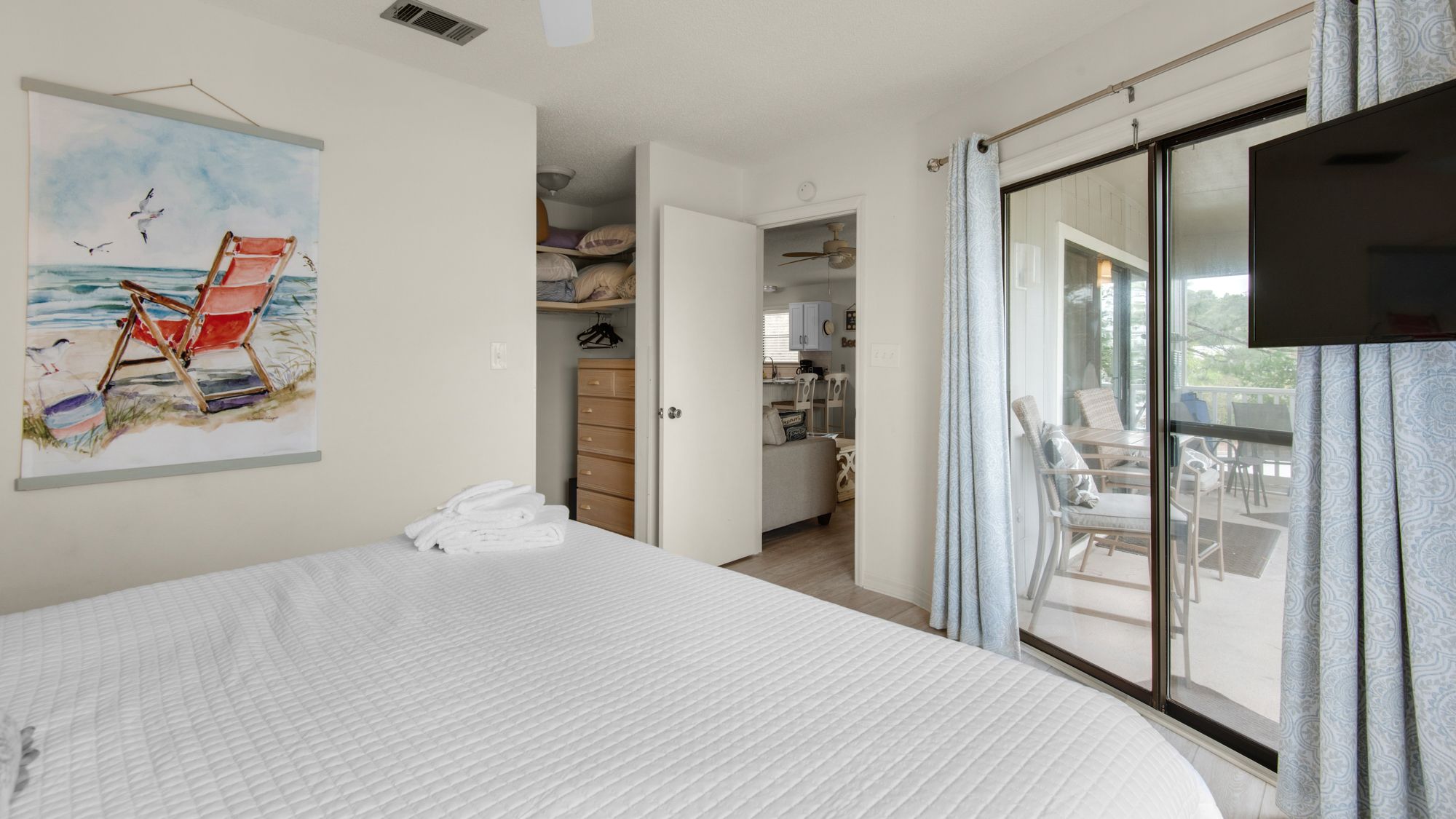 Beachwood Villas 10H King Master Bedroom