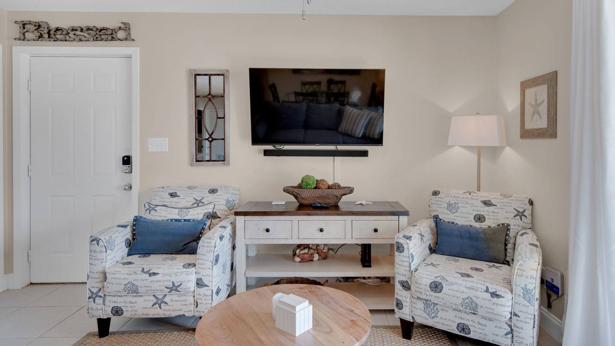 Beachwood Villas 11E Main Living Area