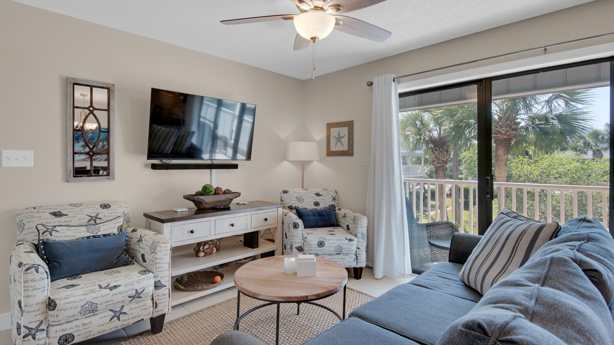 Beachwood Villas 11E Main Living Area