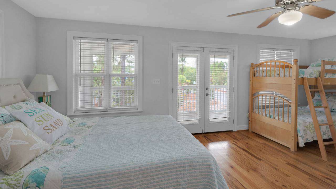 Bedroom/Bunkroom Leads to Private Balcony Bedroom/Bunkroom Leads to Private Balcony