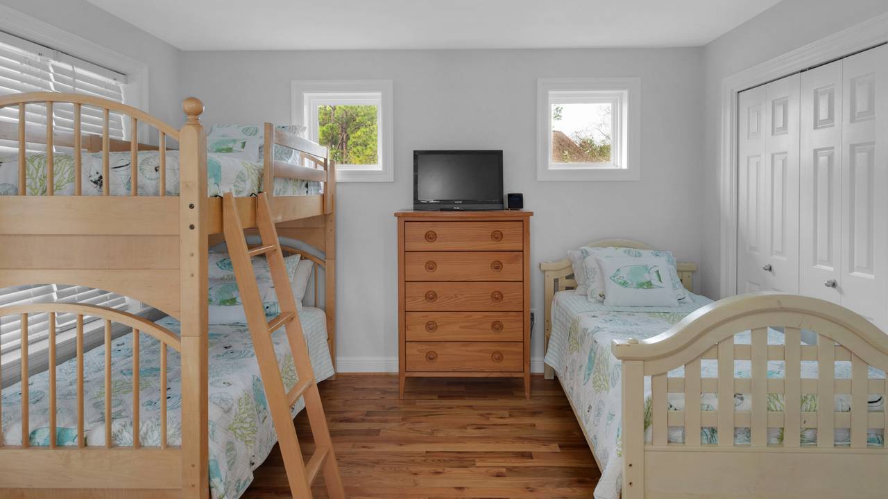 3rd Floor Bedroom and Bunkroom 3rd Floor Bedroom and Bunkroom