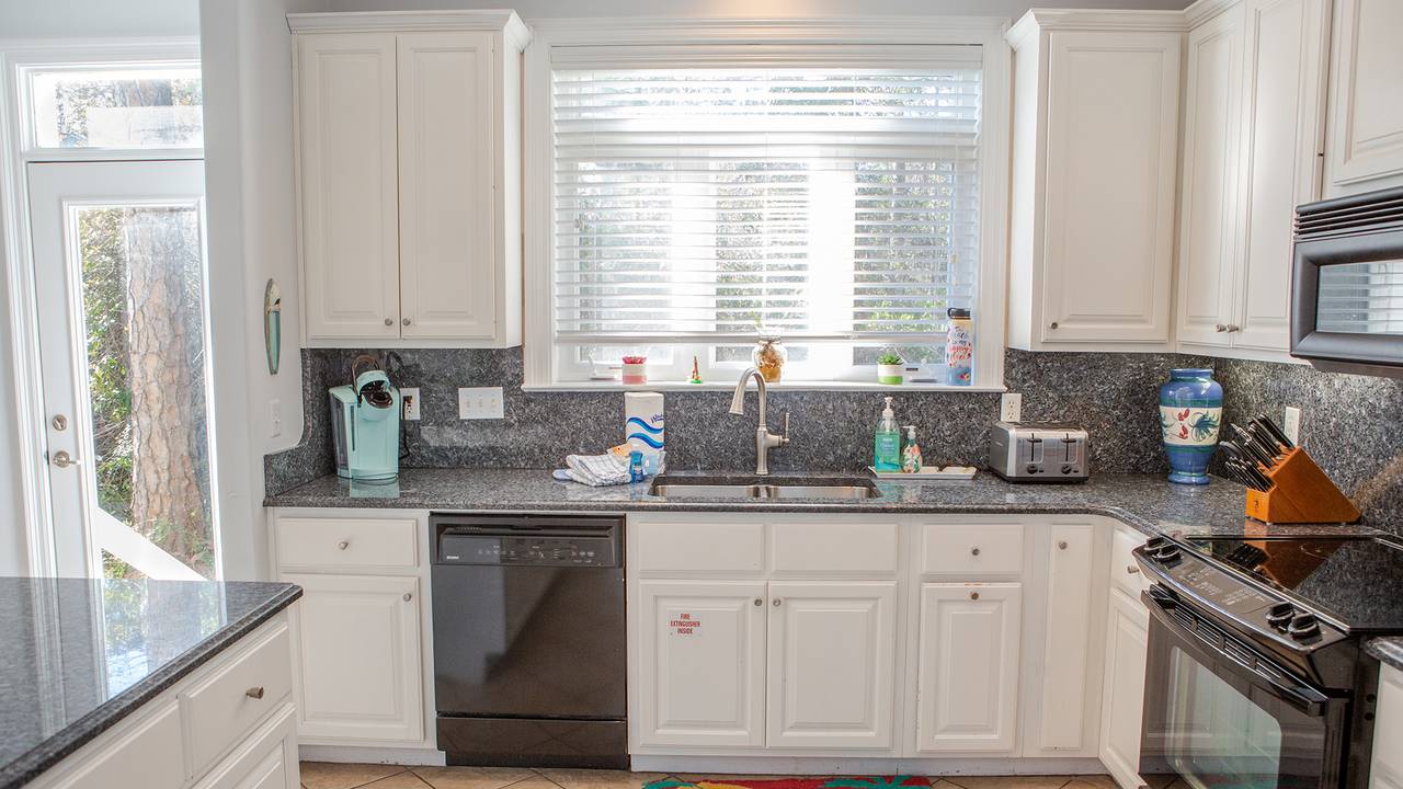 Frankly Beachn Frankly Beachn