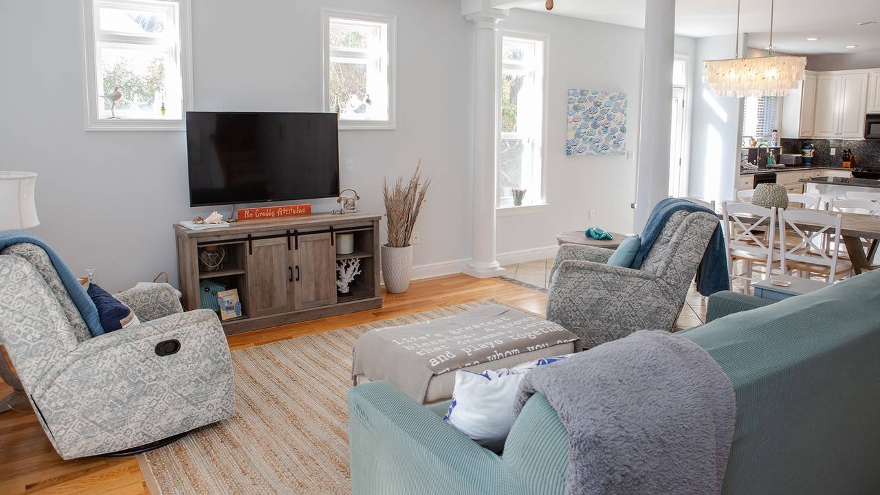 Frankly Beachn Frankly Beachn