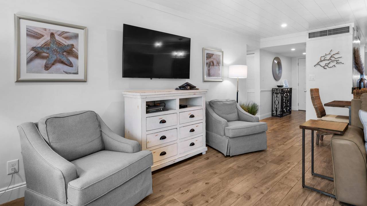 Sand Cliffs 106 - Living area Sand Cliffs 106 - Living area