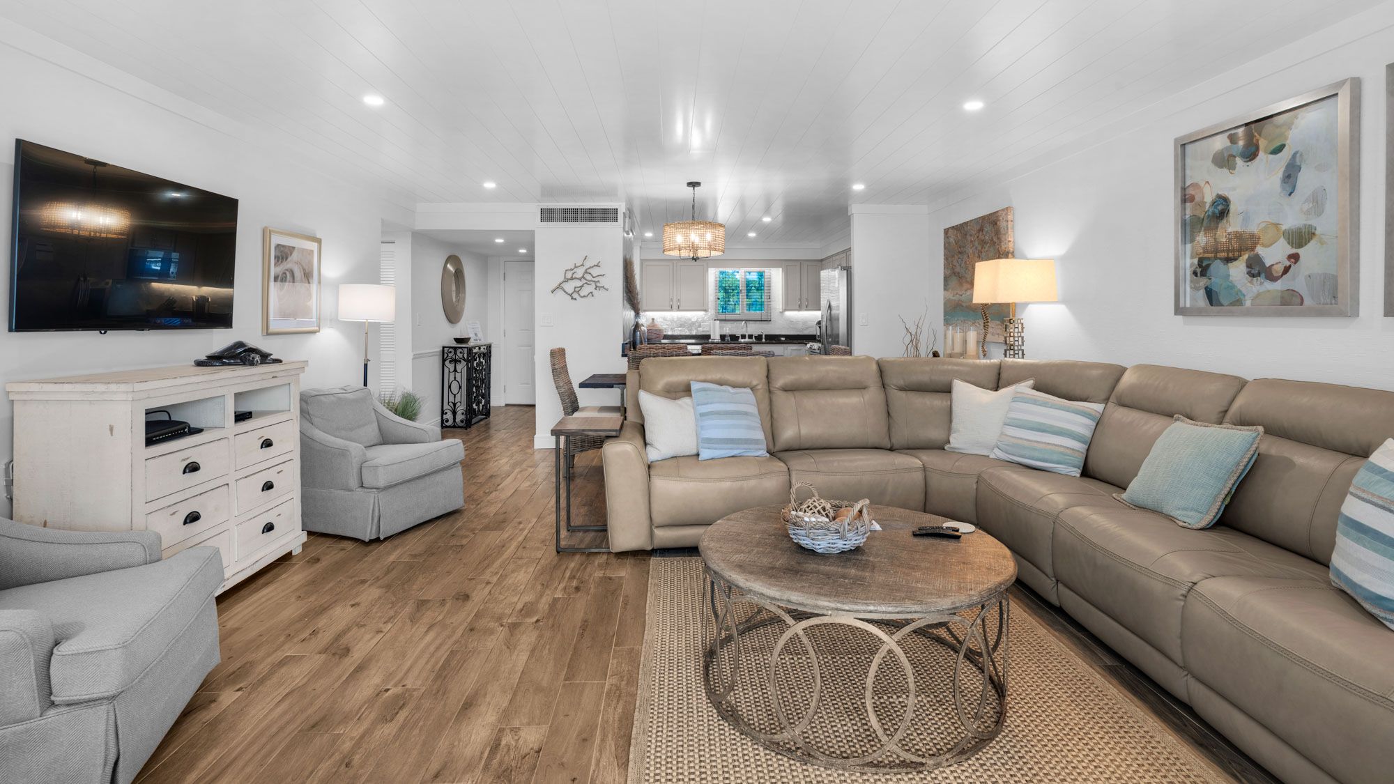 Sand Cliffs 106 - Living area