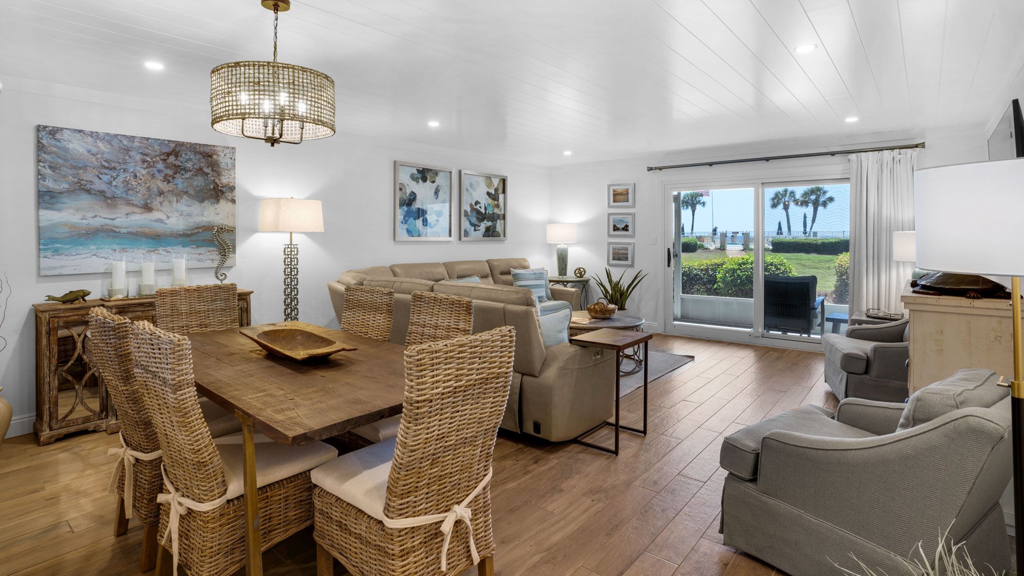 Sand Cliffs 106 - Dining into Living area