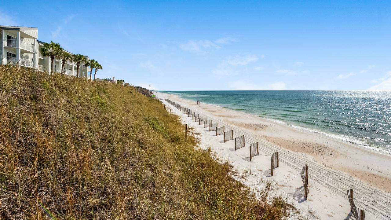 Sand Cliffs Grounds and Amenities Sand Cliffs Grounds and Amenities