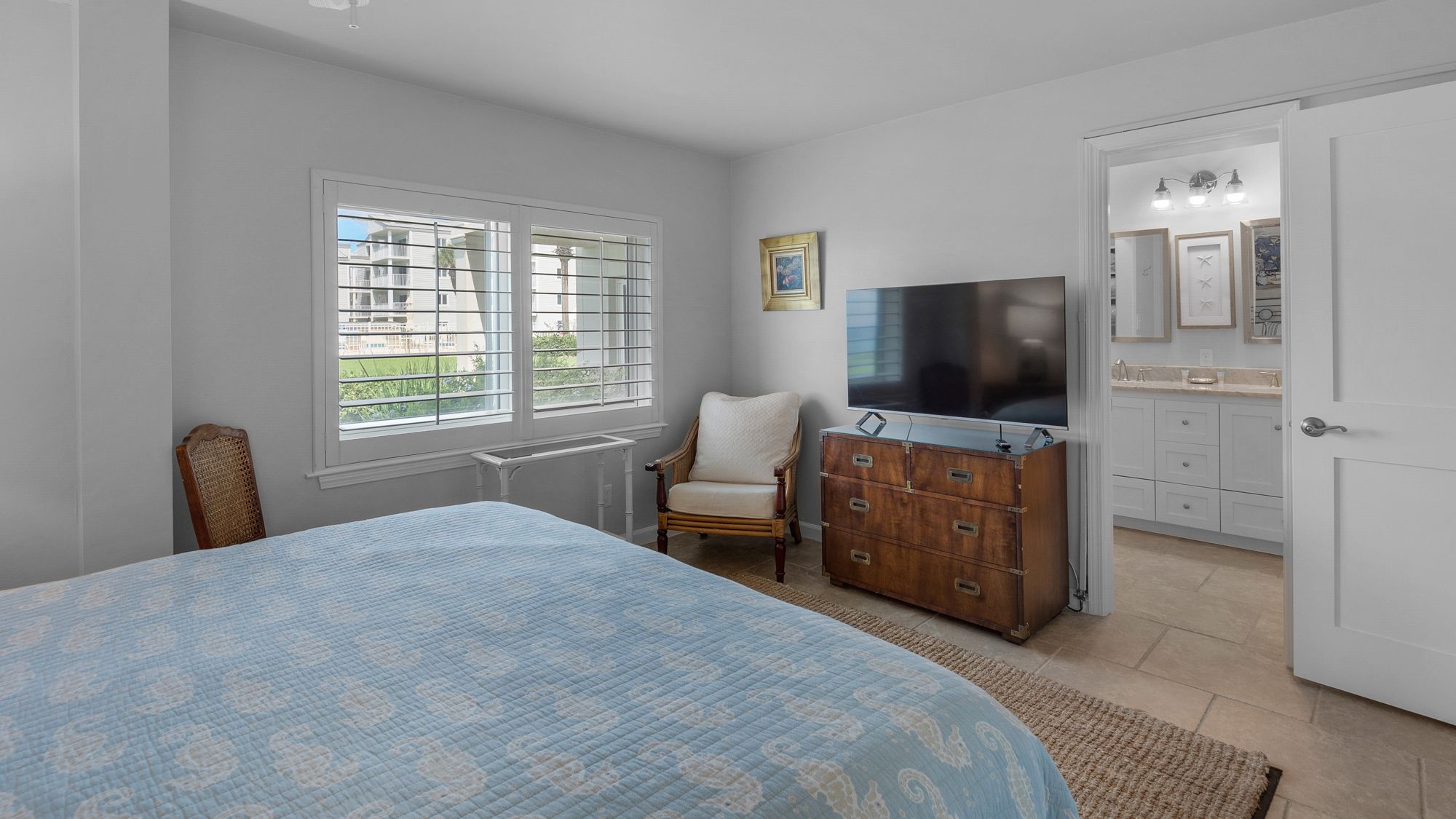Sand Cliffs 117 King Master Bedroom