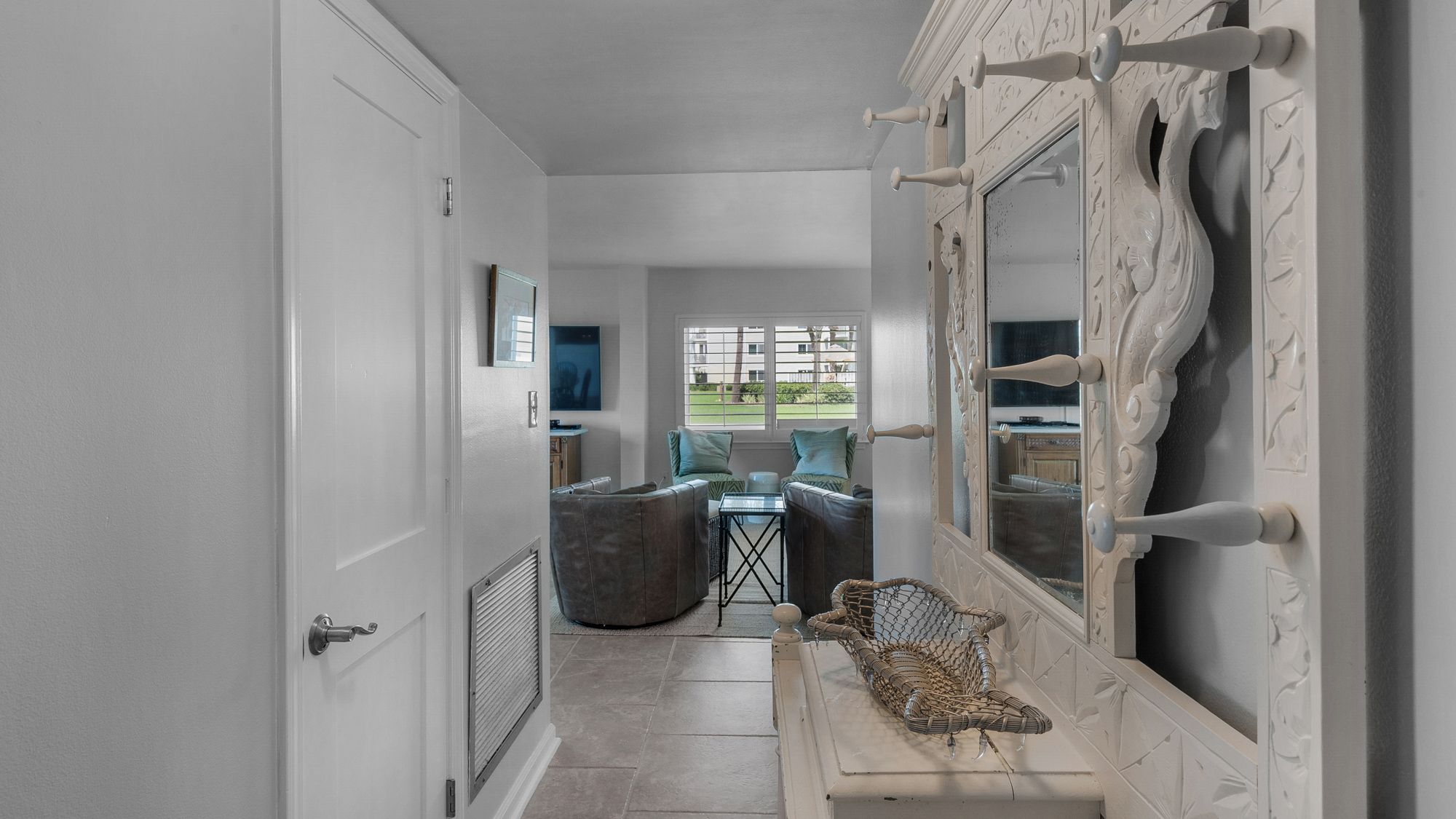 Sand Cliffs 117 Entry