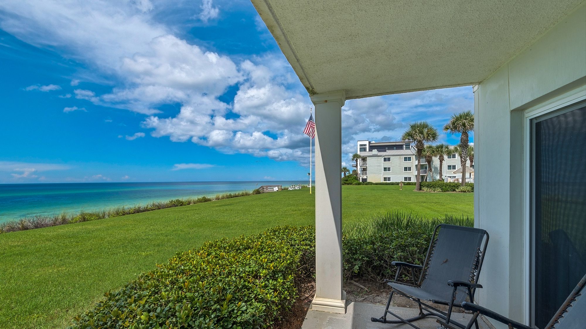 Sand Cliffs 117 Patio and Gulf Access