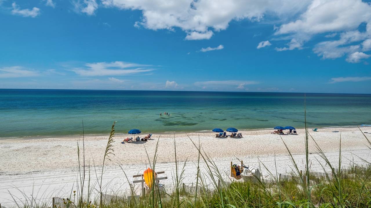 Sand Cliffs 117 Patio and Gulf Access Sand Cliffs 117 Patio and Gulf Access