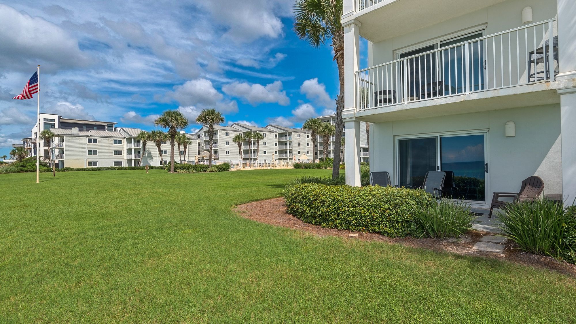 Sand Cliffs 117 Patio and Gulf Access