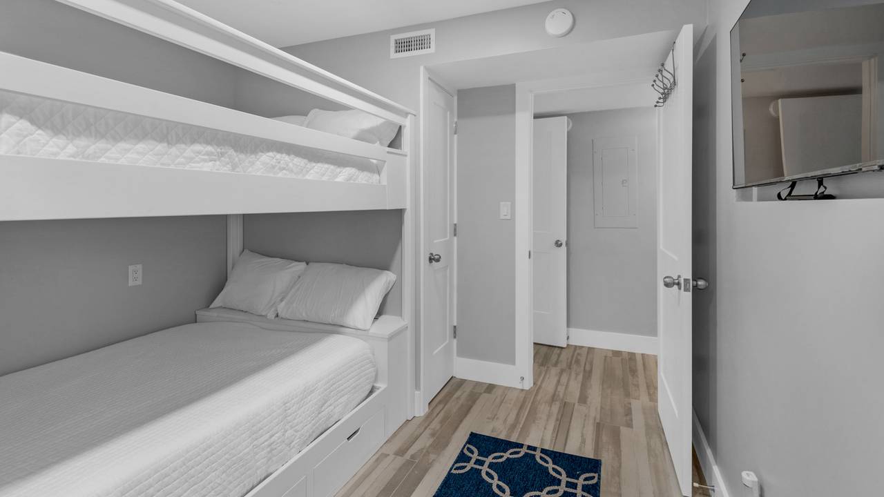 Sand Cliffs 118 Bunkroom Sand Cliffs 118 Bunkroom