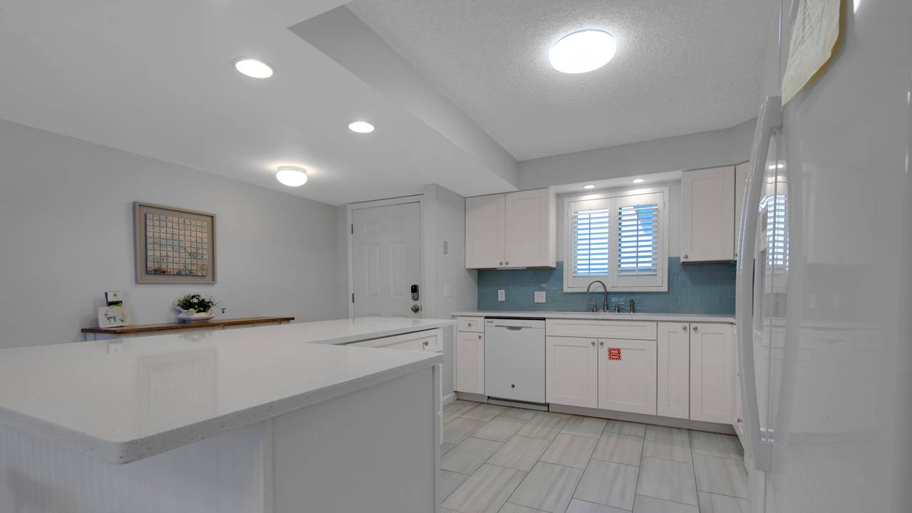 Sand Cliffs 214 Kitchen Sand Cliffs 214 Kitchen