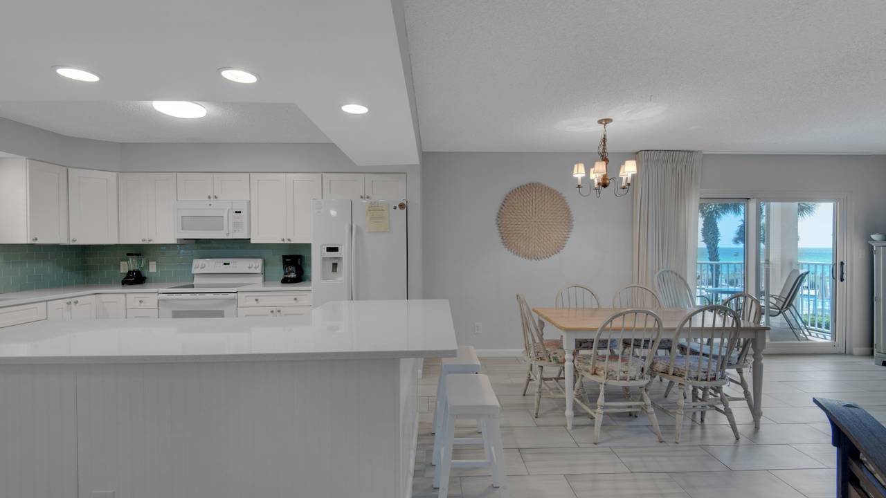 Sand Cliffs 214 Kitchen and Dining Sand Cliffs 214 Kitchen and Dining