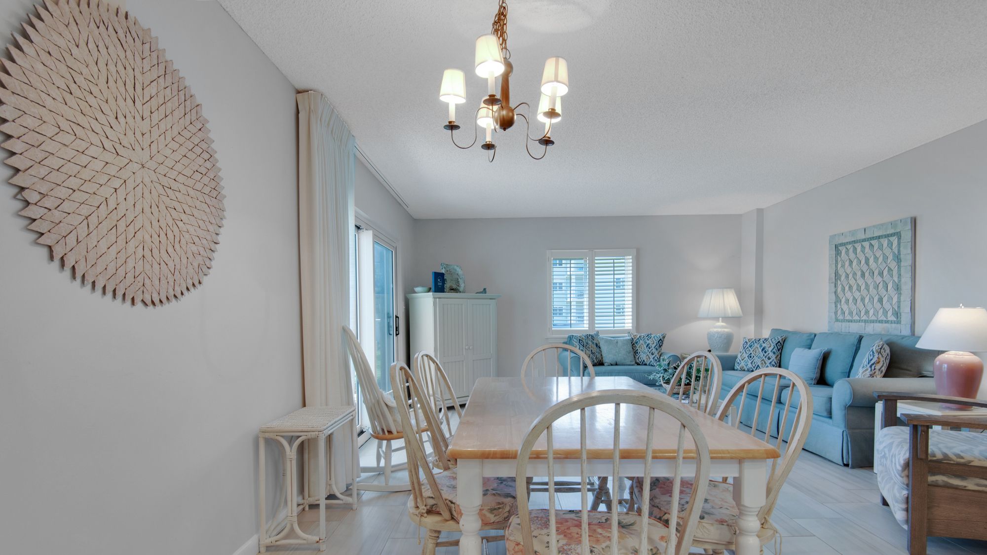Sand Cliffs 214 Dining Area