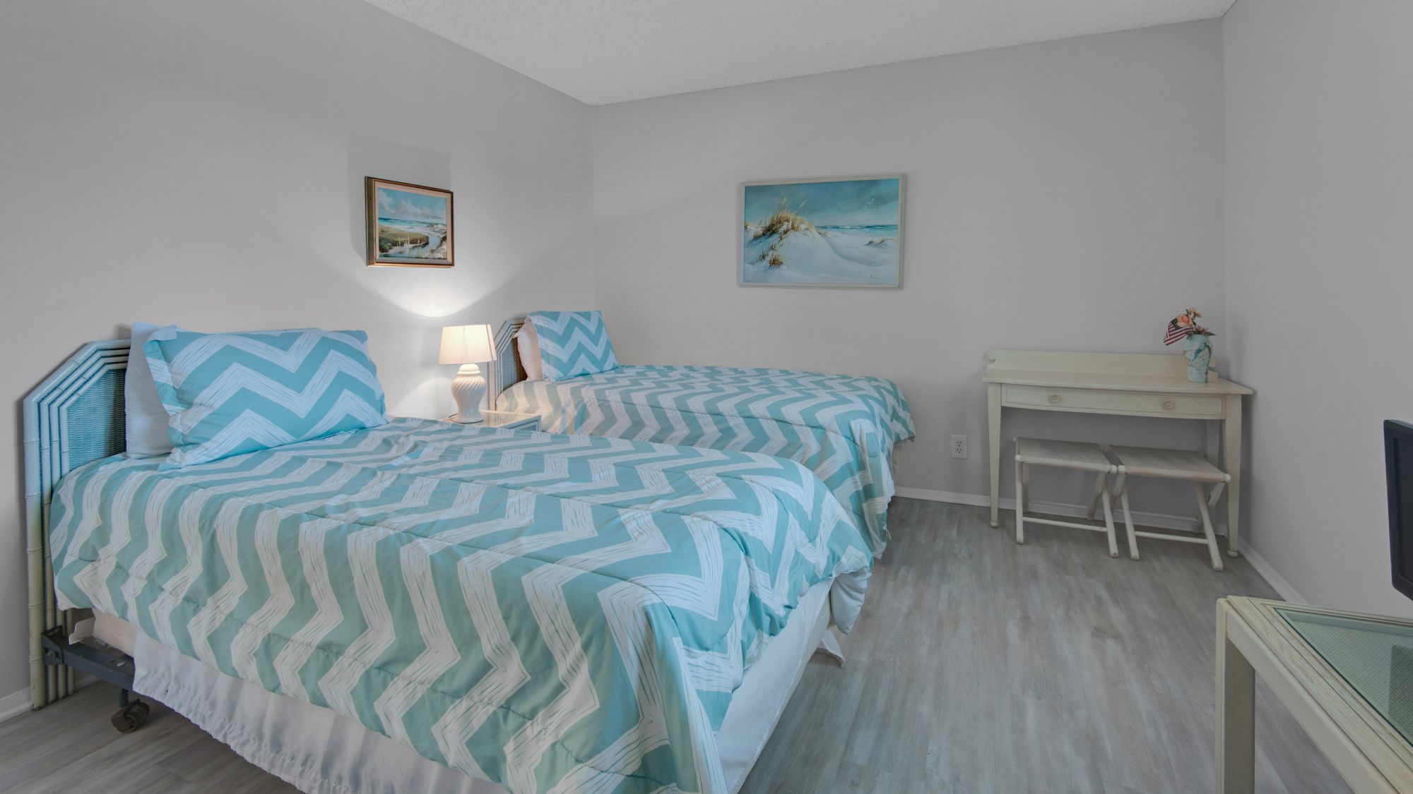 Sand Cliffs 214 Guest Bedroom with 2 Twins