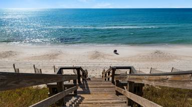 Sand Cliffs Grounds & Amenities Sand Cliffs Grounds & Amenities