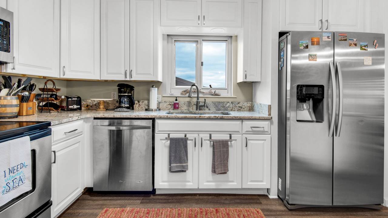 Sand Cliffs 415 Sand Cliffs 415