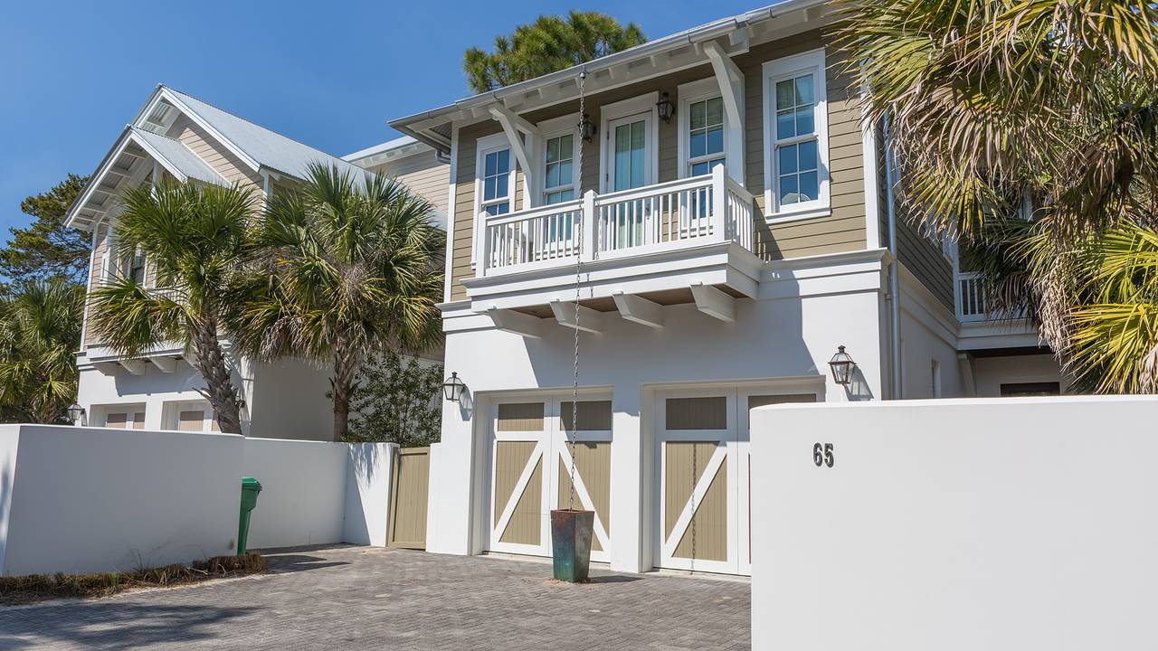 Sea Echo and Ocean Park Sea Echo and Ocean Park