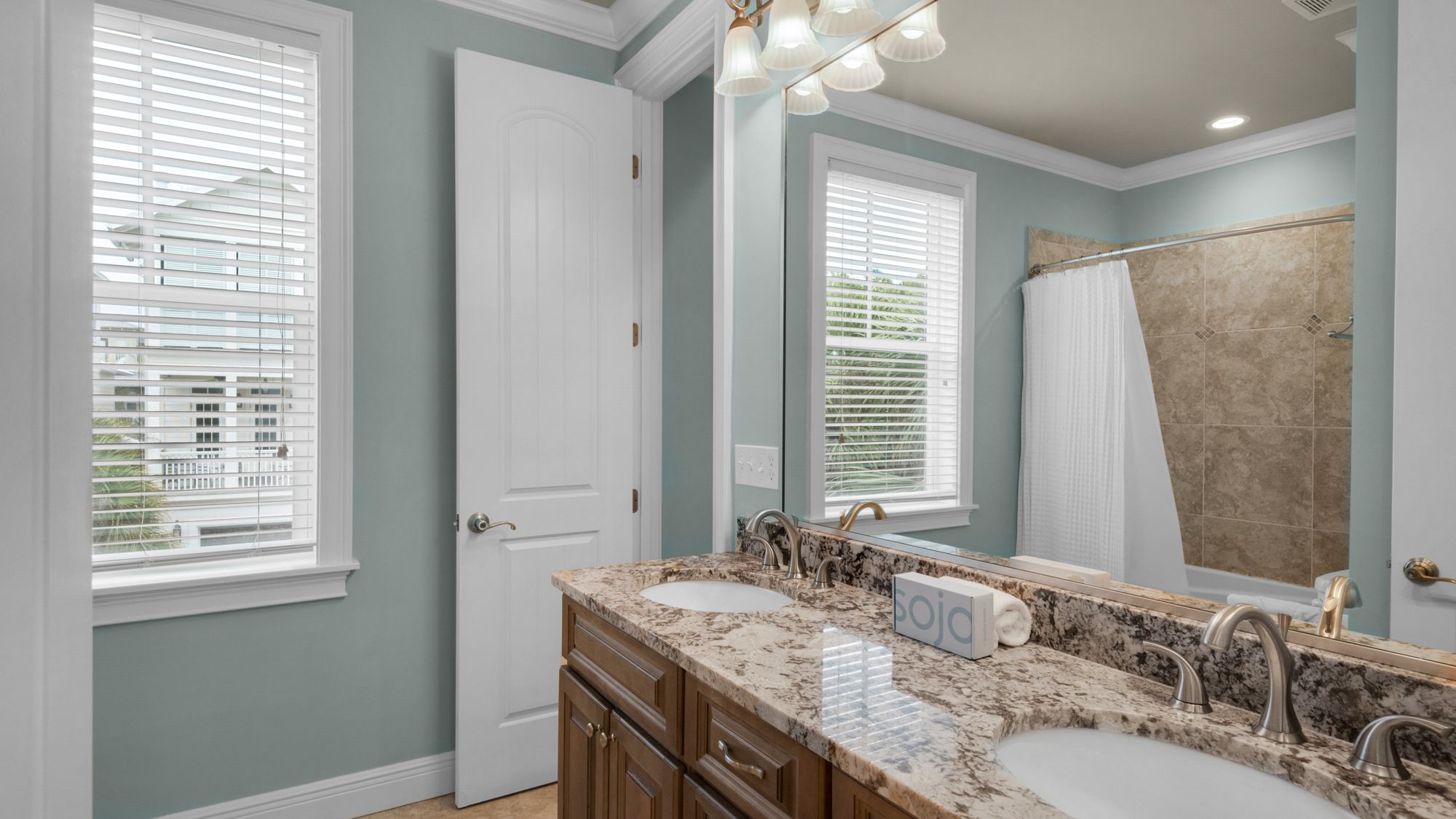 Beach Bike Escape 2nd Floor Jack and Jill Bathroom