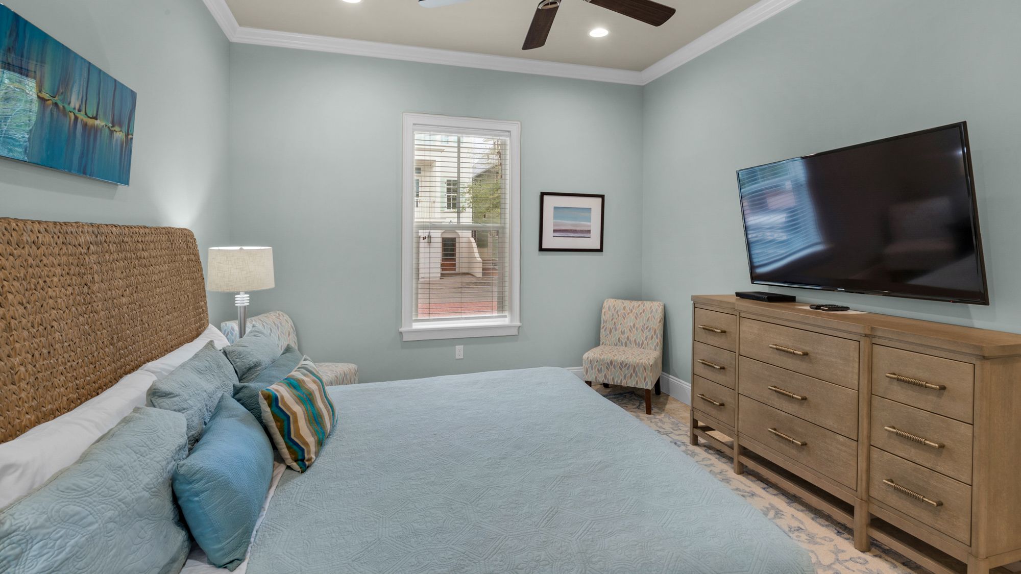 Beach Bike Escape 1st Floor King Bedroom