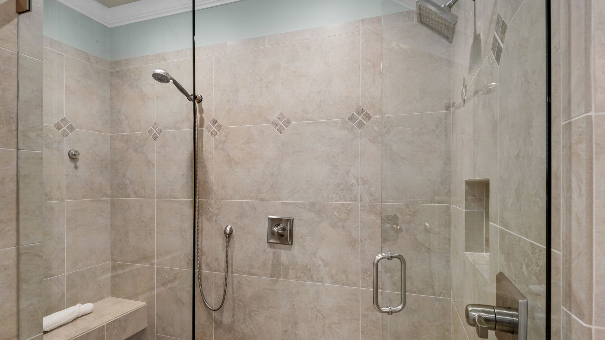 Beach Bike Escape 2nd Floor Private Bathroom