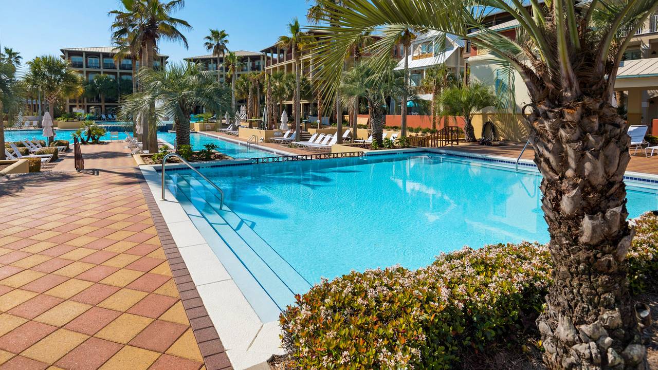 Seacrest Beach Grounds and Amenities Seacrest Beach Grounds and Amenities