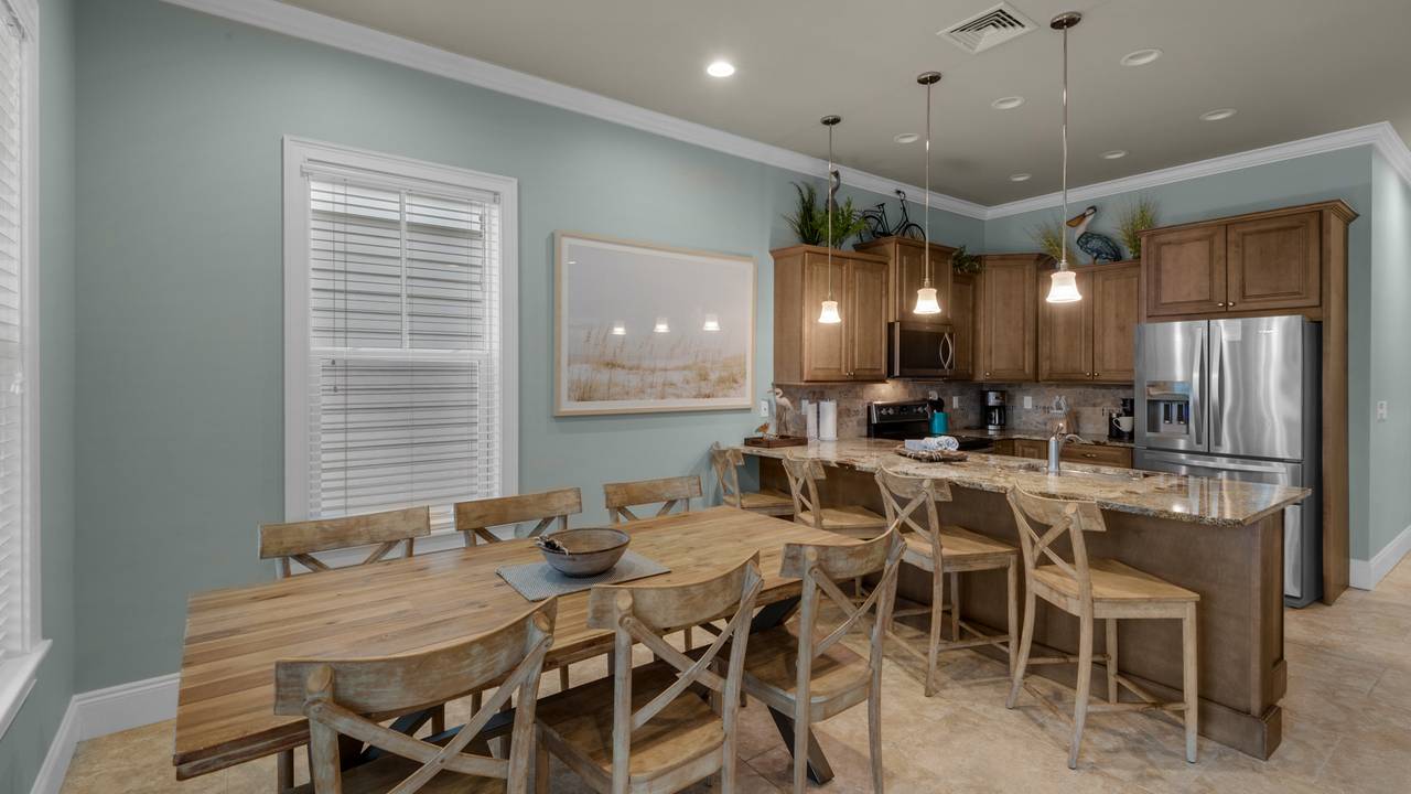 Beach Bike Escape Dining and Kitchen Beach Bike Escape Dining and Kitchen