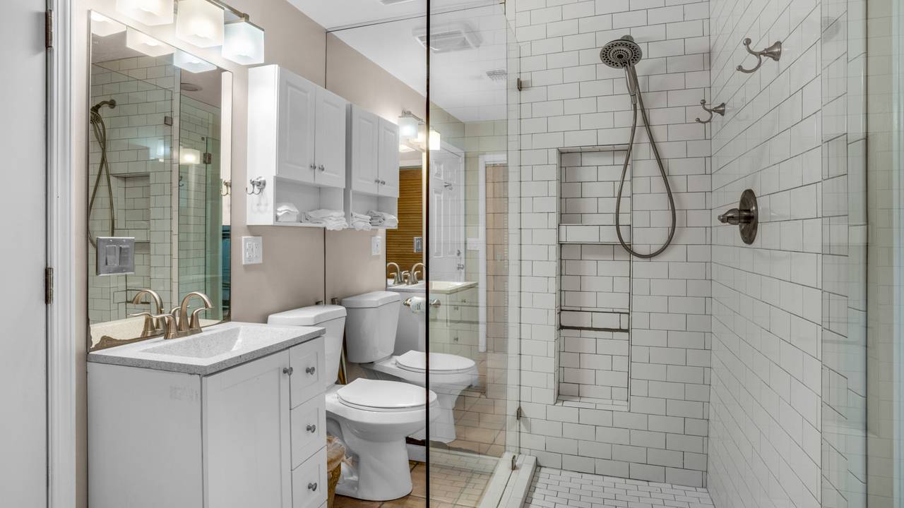 Paradise Cottage Too Bathroom Paradise Cottage Too Bathroom