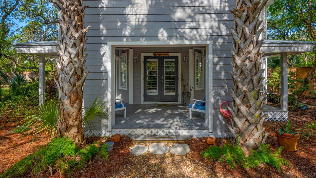 Petit Bonheur Exterior Petit Bonheur Exterior