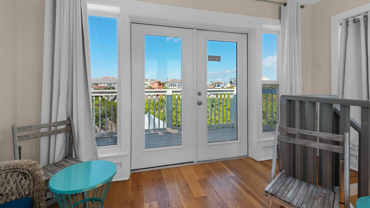 Petit Bonheur 3rd Floor Crow's Nest Petit Bonheur 3rd Floor Crow's Nest