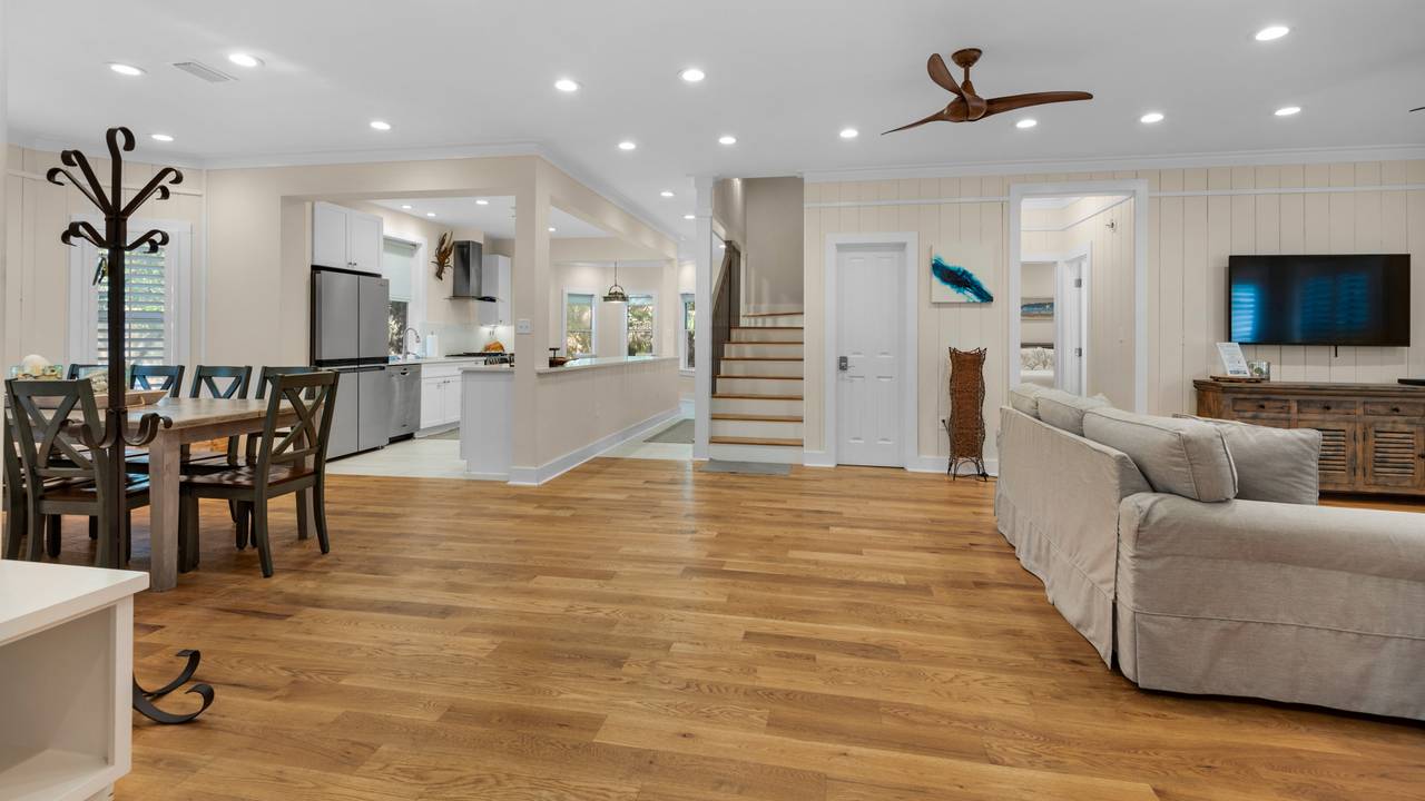 Petit Bonheur Main Living Area Petit Bonheur Main Living Area