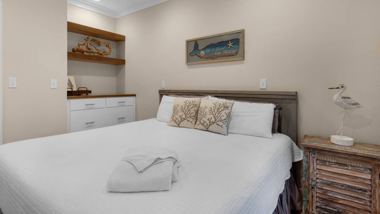 Petit Bonheur 1st Floor King Bedroom Petit Bonheur 1st Floor King Bedroom