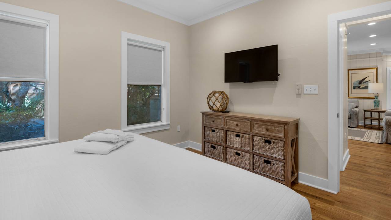 Petit Bonheur 1st Floor King Bedroom Petit Bonheur 1st Floor King Bedroom