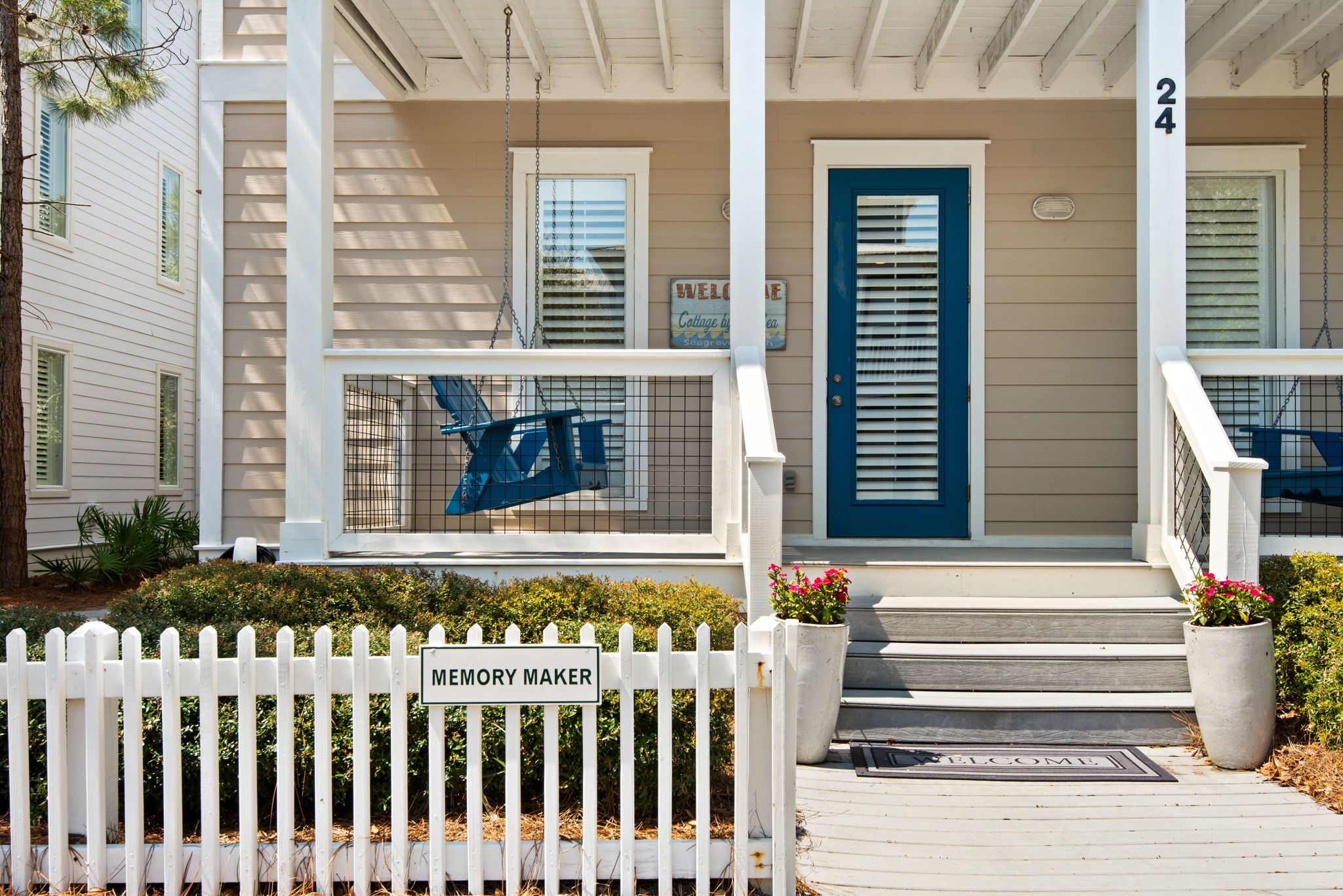 Memory Maker - Porch