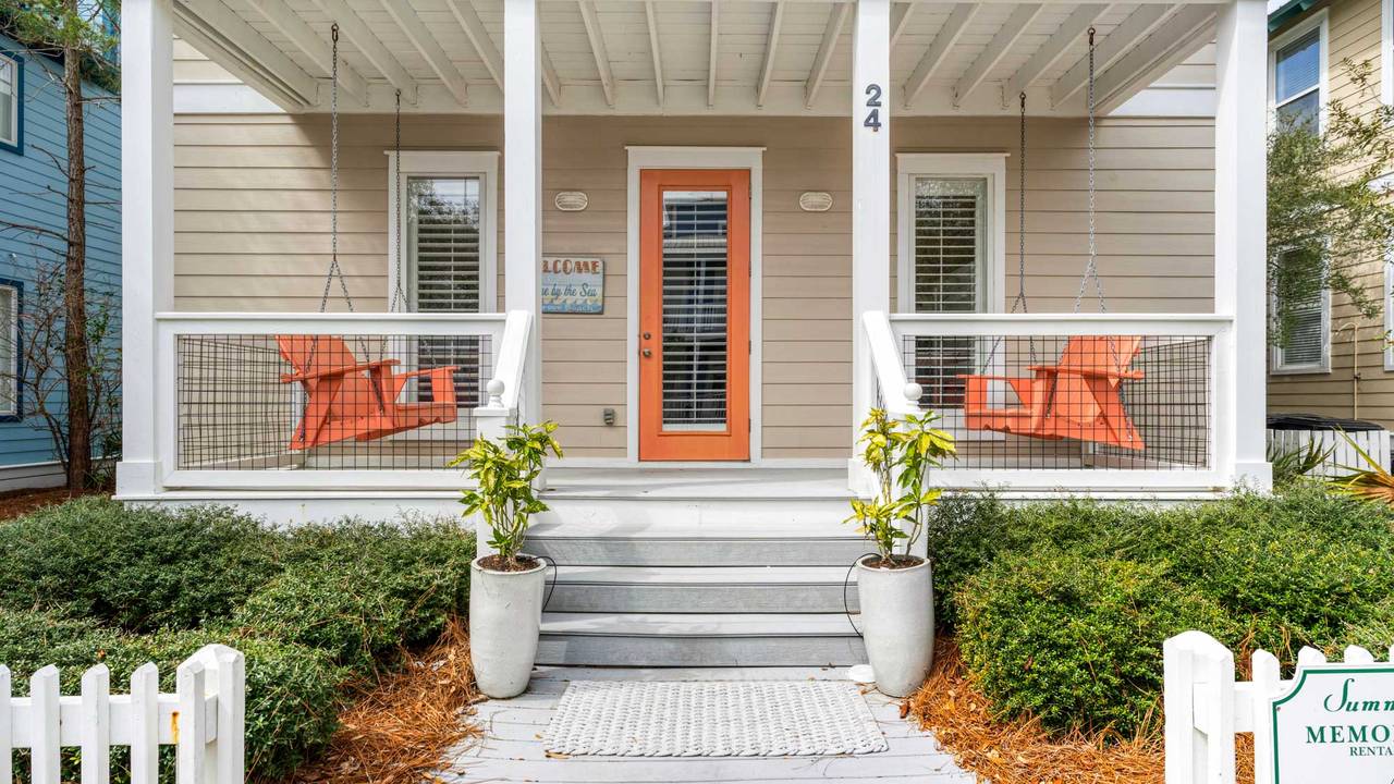 Memory Maker - Porch Memory Maker - Porch