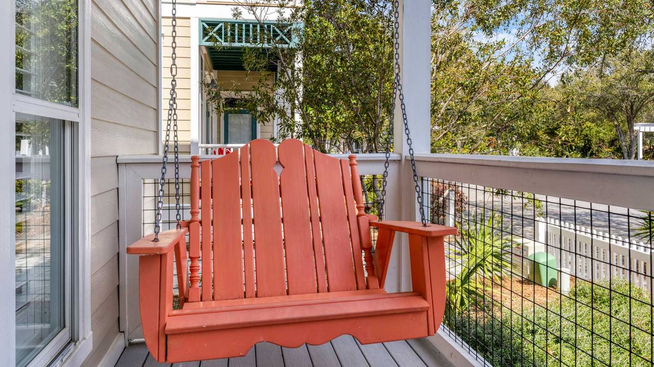 Memory Maker - Porch swings Memory Maker - Porch swings