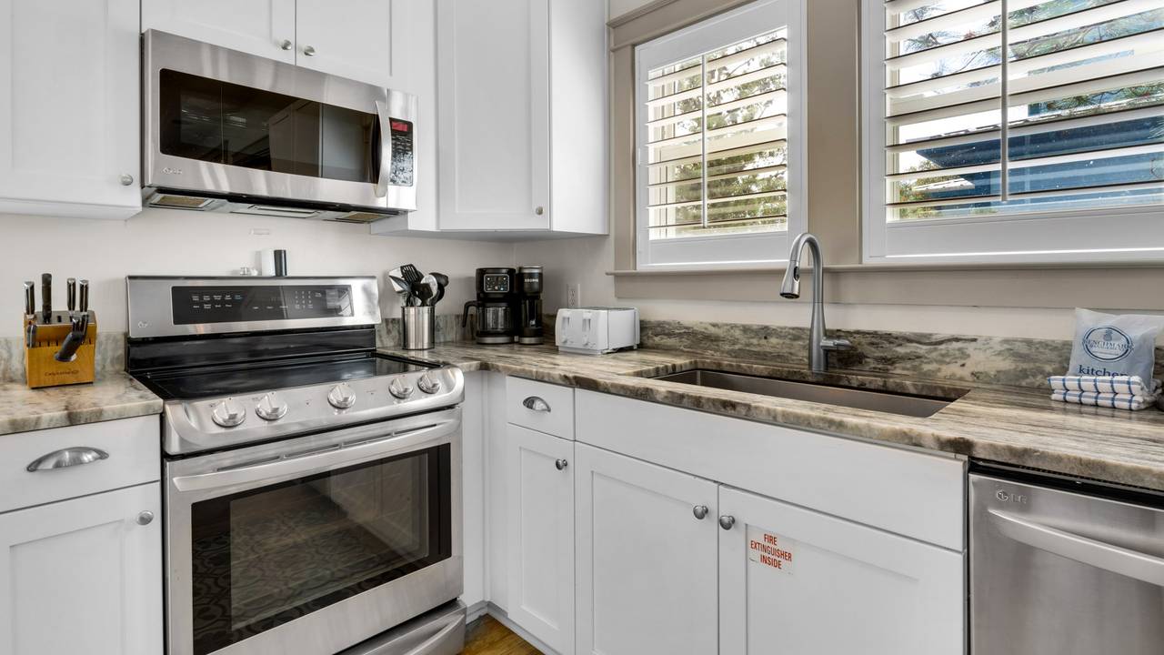 Memory Maker 2nd level - Kitchen area Memory Maker 2nd level - Kitchen area