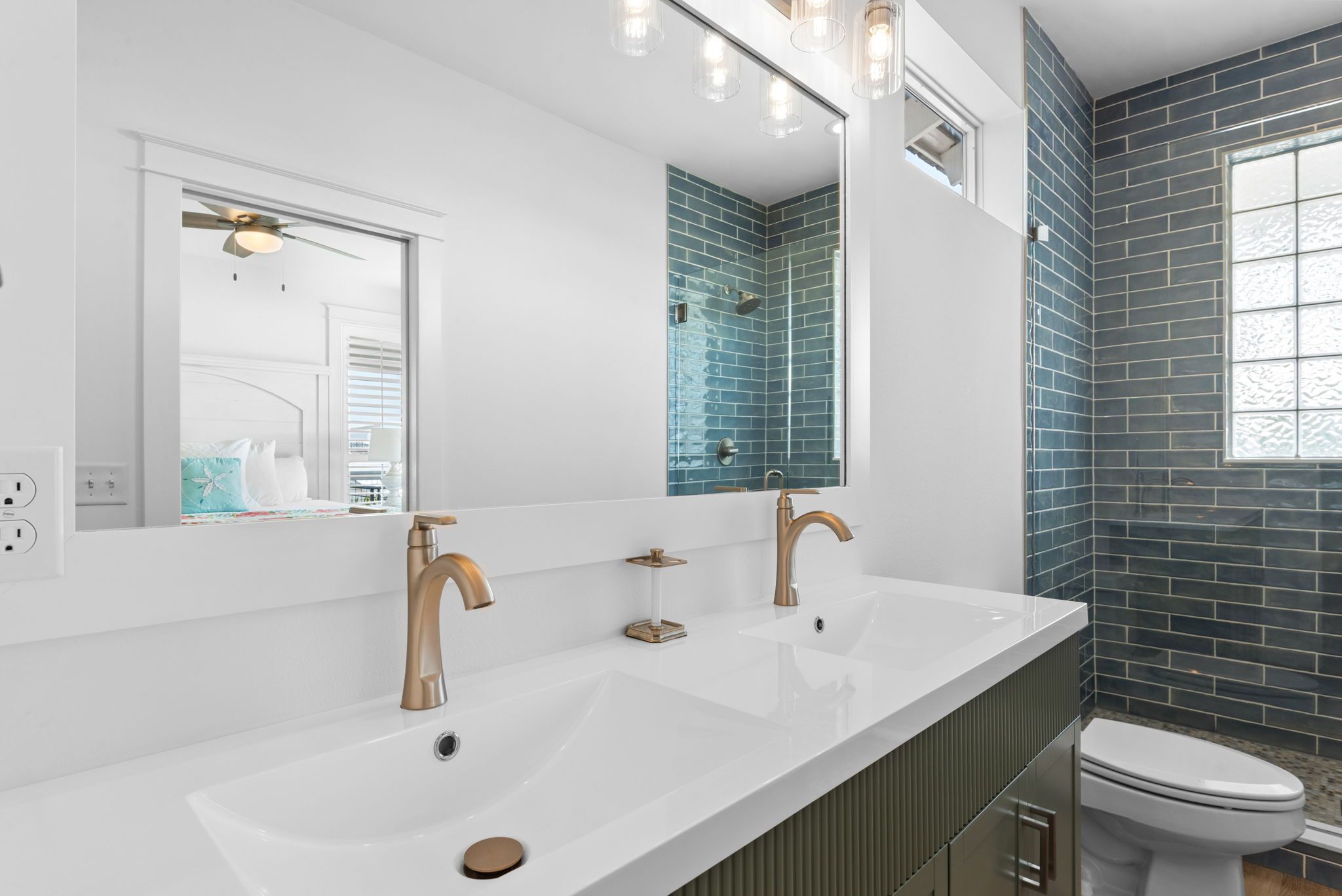 Memory Maker 3rd level - Master Bathroom