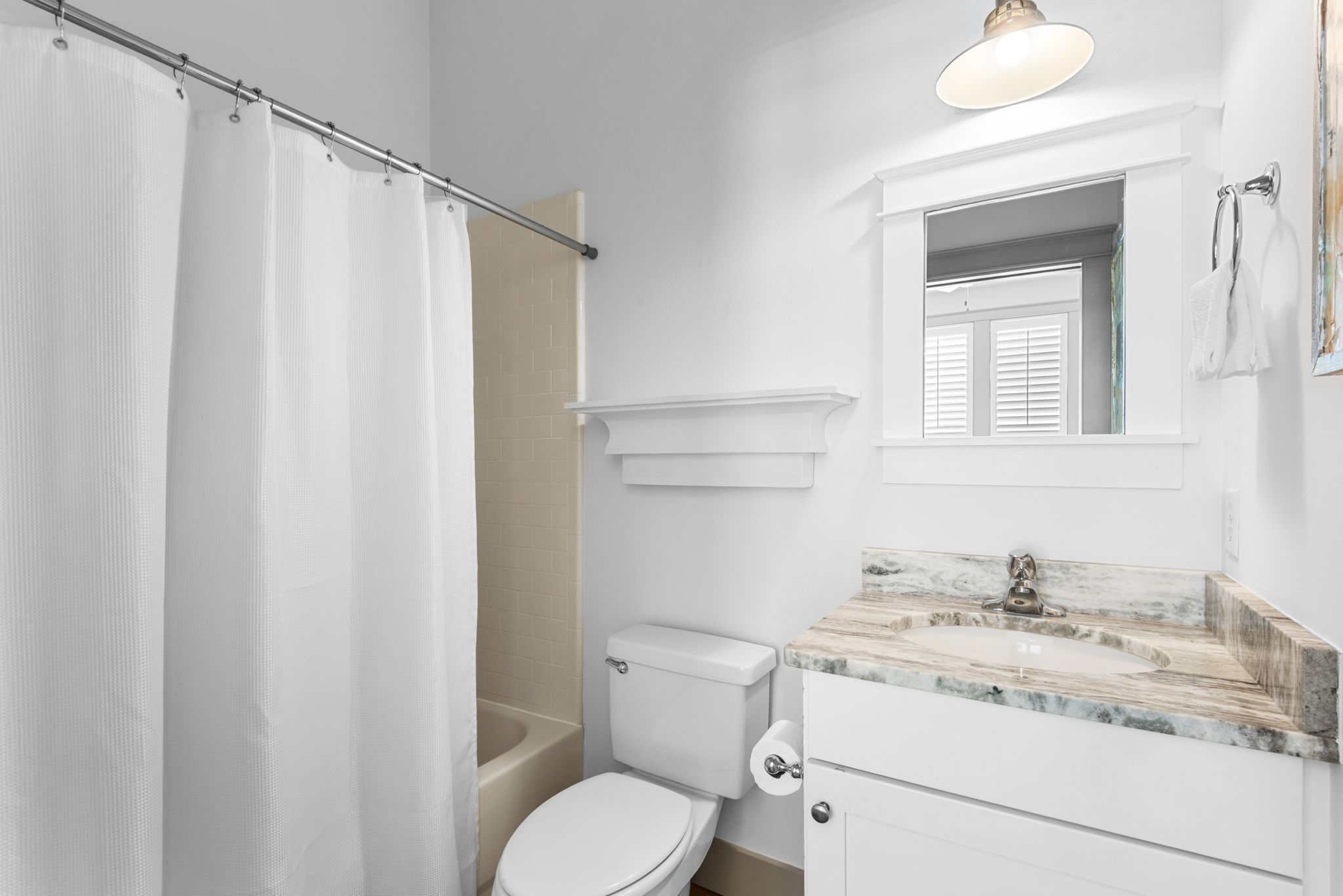 Memory Maker 2nd level - Bedroom 4 Private bathroom