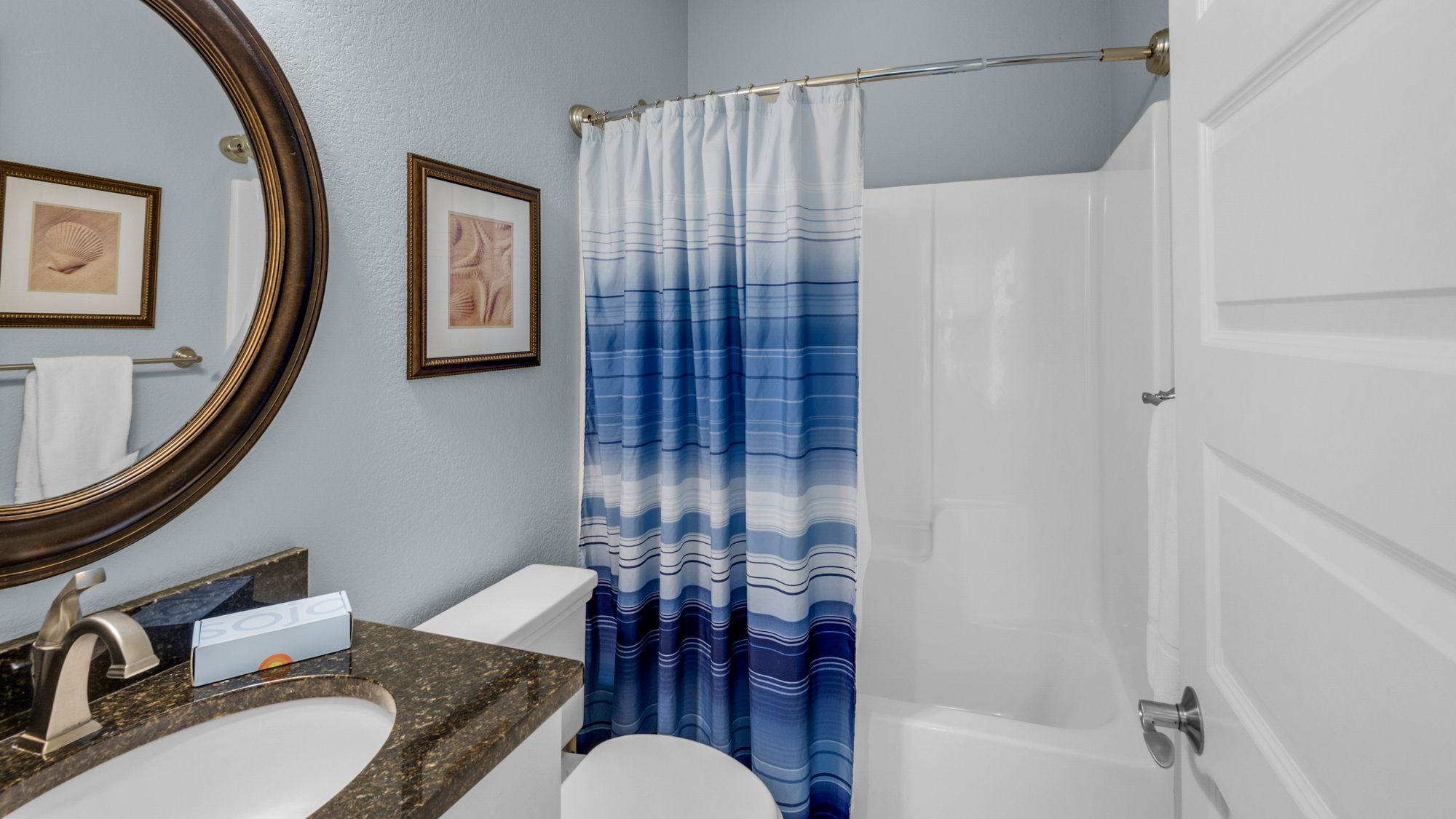 Little Bird's Nest Bathroom