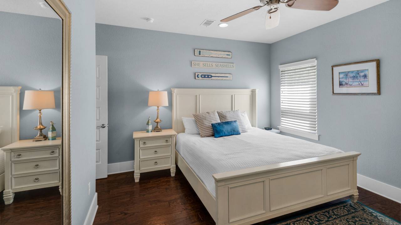 Little Bird's Nest Bedroom Little Bird's Nest Bedroom